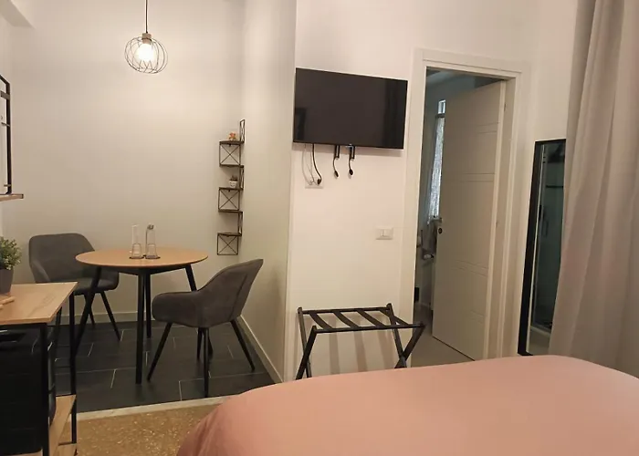 Rose Antiche Vatican Oda ve Kahvaltı 4*